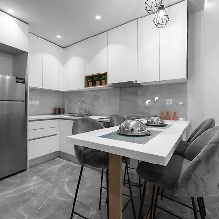 Floral, Nilie Hospitality Mgmt 아파트 *