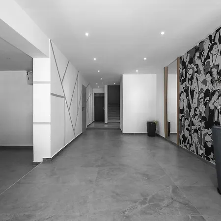 Floral, Nilie Hospitality Mgmt * 테살로니키